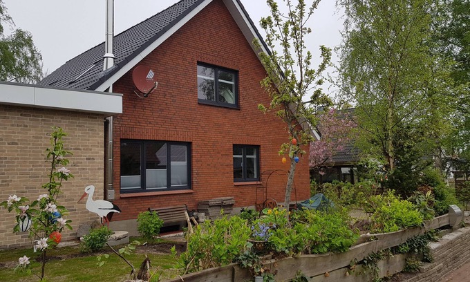 Oeversee Apartment | Klütz: Apartment with 2 bedrooms and modern bathroom - Ferienwohnung Klütz