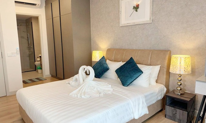 Kampung Pandan Dalam Apartment | KLCC Luxe 3 Bedroom Family Suite