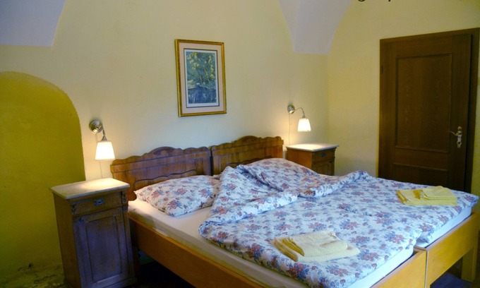 Greillenstein Apartment | Kleine, Aber Weitläufige Ferienwohnung im Ehemaligen Rossstall des Schloss Greillenstein