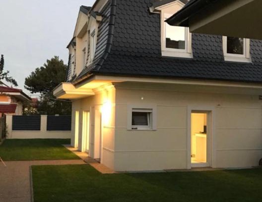 Wittau Villa | Kleine Luxus Villa Stadt nähe