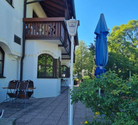 Friedrichshofen-Hollerstauden House | Kleines Brauhaus Ingolstadt