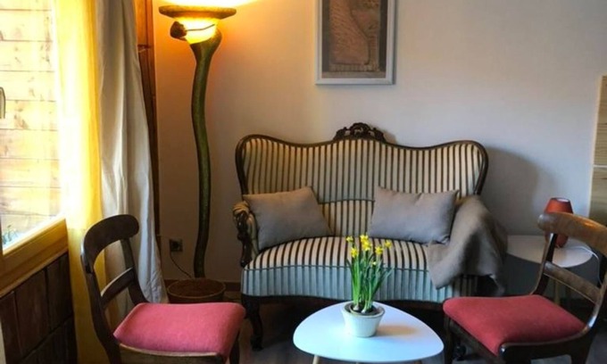 Wissembourg Apartment | Kleines Studio am Waldrand - Appartement/fewo, Dusche, WC, Wohn-/schlafraum
