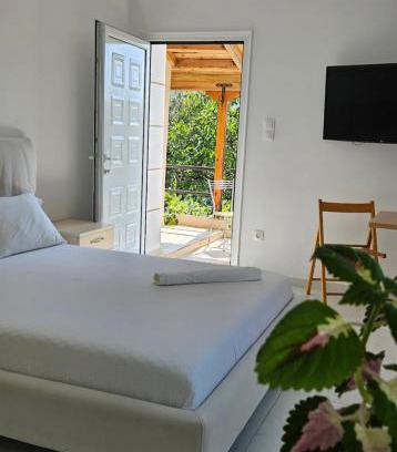 Qeparo House | Klejdi's house