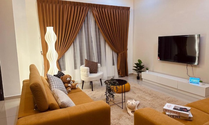 Kluang House | Kluang 4 bedrooms 4 bathrooms