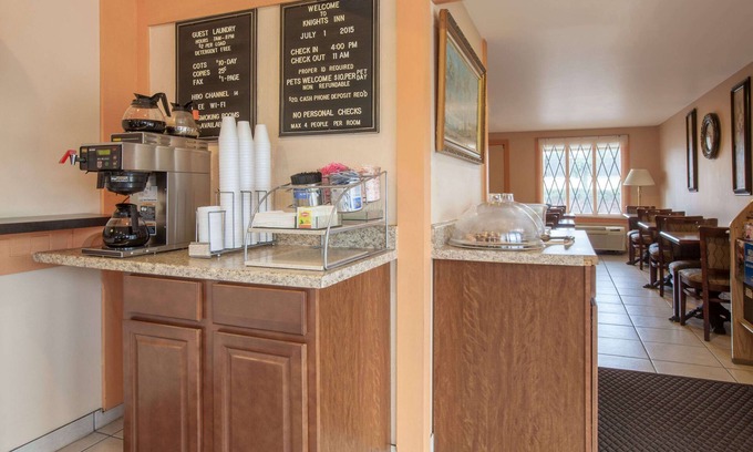 South Greensburg Hotel | Knights Inn Greensburg