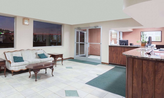 Lebanon Hotel | Knights Inn Lebanon