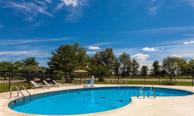 Seymour Hotel | Knights Inn - Seymour