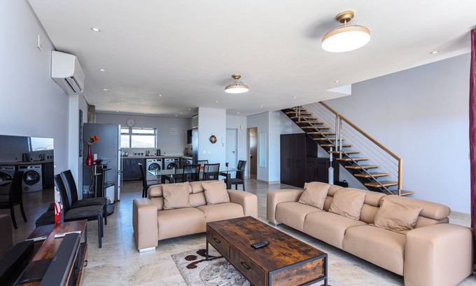 Century City Apartment | KnightsBridge 902E by CTHA