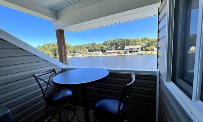 Coinjock Apartment | Knot Four- Balcony View of ICW- Dog Friendly!