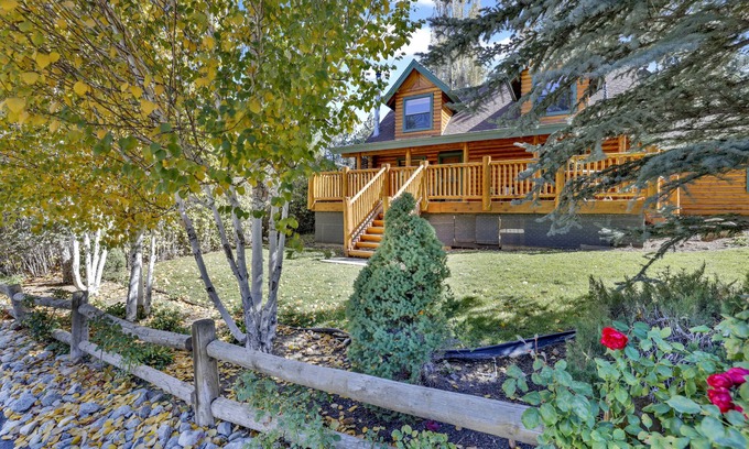 Patton Cabin | Knotty and Nice Big Bear- Hot Tub- Lakeside Log Cabin