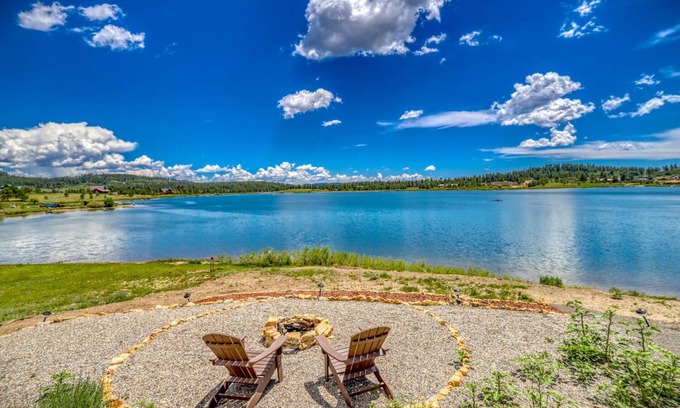 Pagosa Springs House | Knotty & Nice: Spectacular Lakefront Home. Hot Tub, Fireplace, Games, Paddleboards, Mins to Uptown!