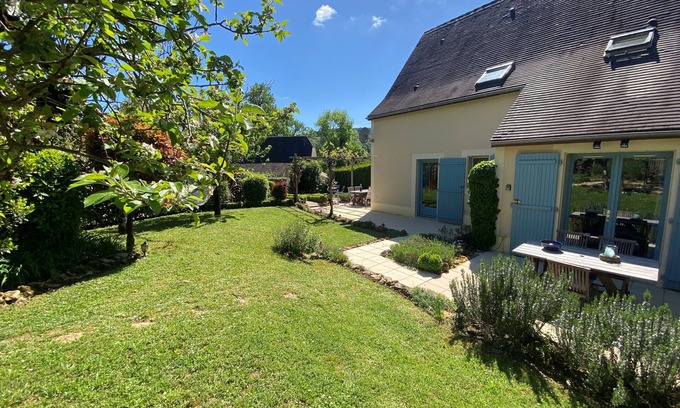 Carsac-Aillac House | Knusse Vakantiewoning Vlakbij Dordogne, Gratis Gebruik van Zwembad, Tennisbaan