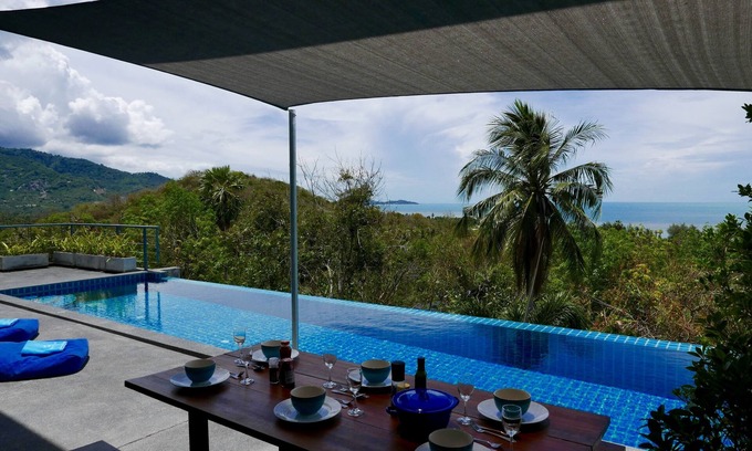Hua Thanon Villa | Ko Samui Sea View Pool villa Philippa, with car, just 400m to the Beach