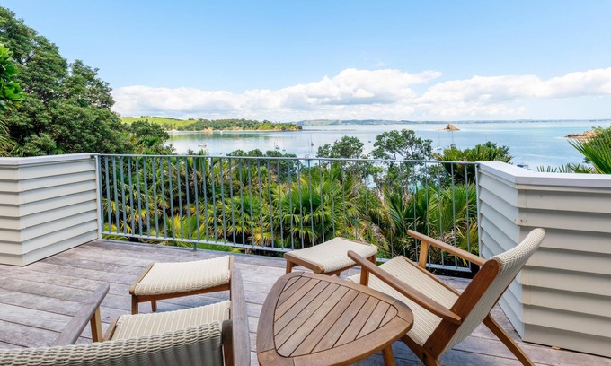 Omiha House | Koi Waiheke - Koi Waiheke is a stunning luxury holiday home in Omiha, Waiheke Island. With 4 bedrooms; 4 bathrooms; a large entertainer’s kitchen; spectacular ocean views; a private mooring; and a boat shed offering direct access to the ocean. This i