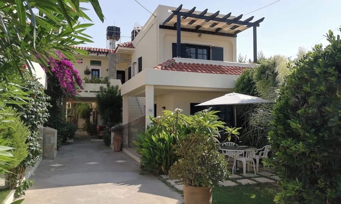 Kokkini Chani Apartment | Kokkini Hani/Heraklion Charming Studio 1-3 people 100 meters from the beach.