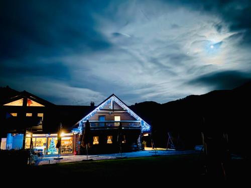 Sulov-Hradna Ski Chalet | Koliba Pod Skalami