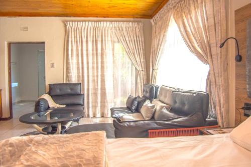 Welkom House | Kololo at 399 Guesthouse & Conference