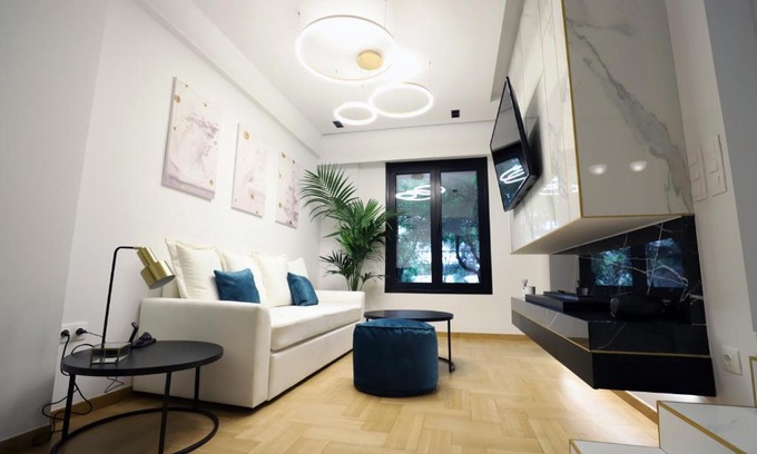 Kolonaki Apartment | Kolonaki DeLux