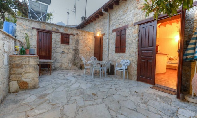Lofou Villa | Komi Lofou House