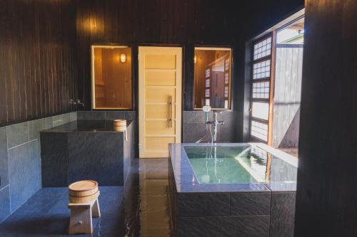 Otsuki Apartment | Kominkayado LOOF Shikinoie