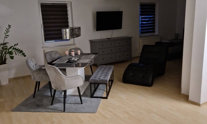 Ochsenfurt House | Komplettes Haus für 11 Personen als Monteursunterkunft