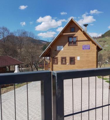Kalameny House | Komposesorátny dom Kalameny