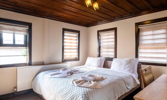 Kiyikoy Hotel | Konak Butik Hotel Papazin Evi
