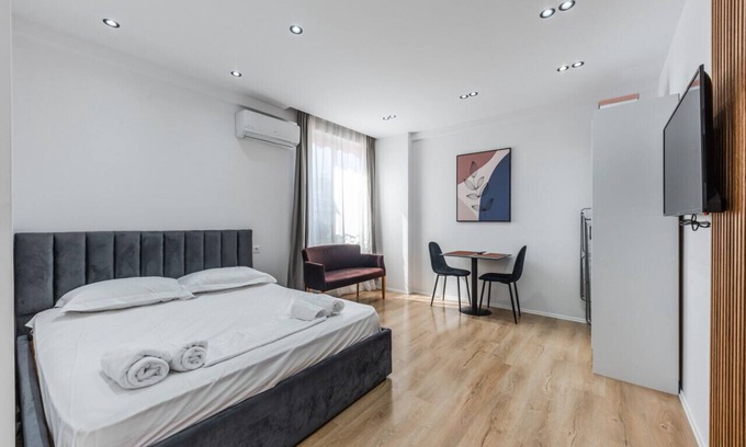 Tirana Apartment | Kondo Stays - Atelier Apartment 4