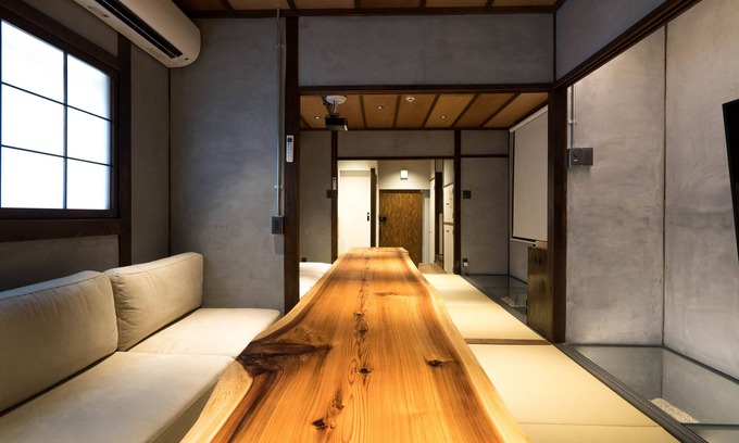 Minato House | KONJAKUSO Osaka Bentencho "HIKARIYUYA" Projection Mapping SPA