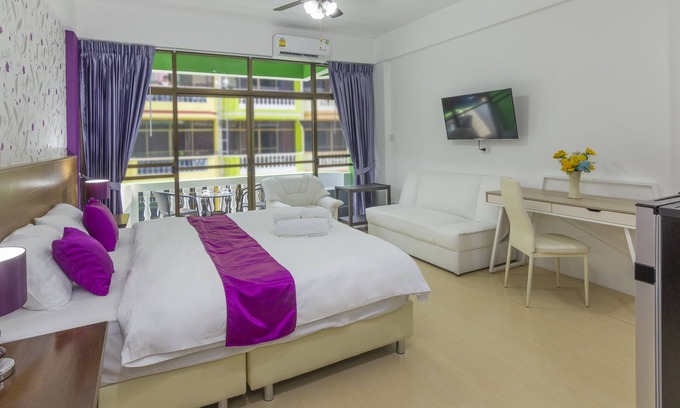 Jomtien House | Kontiki Guesthouse
