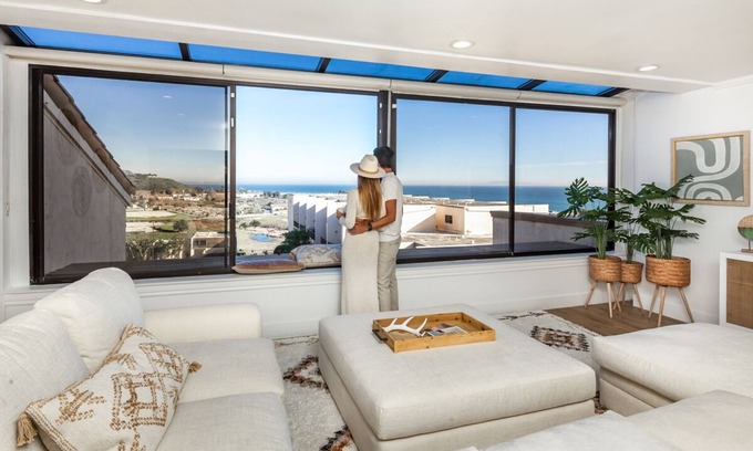 Eastern Malibu Condo | koolkondo Malibu Ocean View Getaway