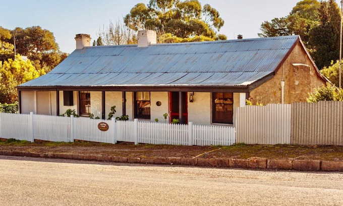 Burra Bed & Breakfast | Kooringa Cottage