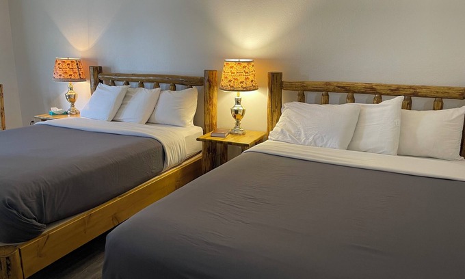 Bonners Ferry Hotel | Kootenai Valley Motel