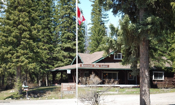East Kootenay RV Rental | Kootenay Park Lodge
