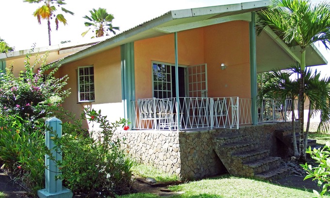 Picard Apartment | Kootney Resorts