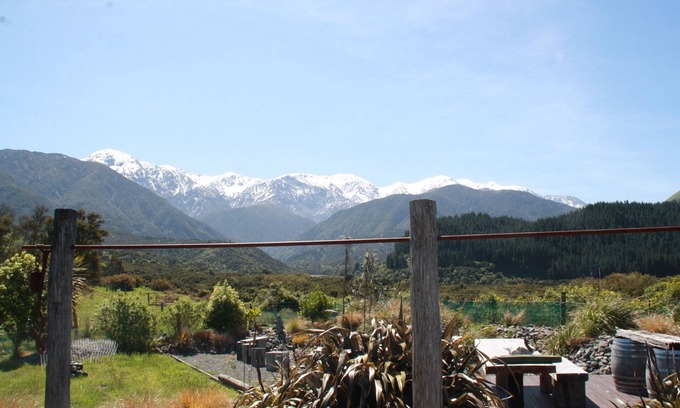 Hapuku House | Kora's View. A peaceful place to relax