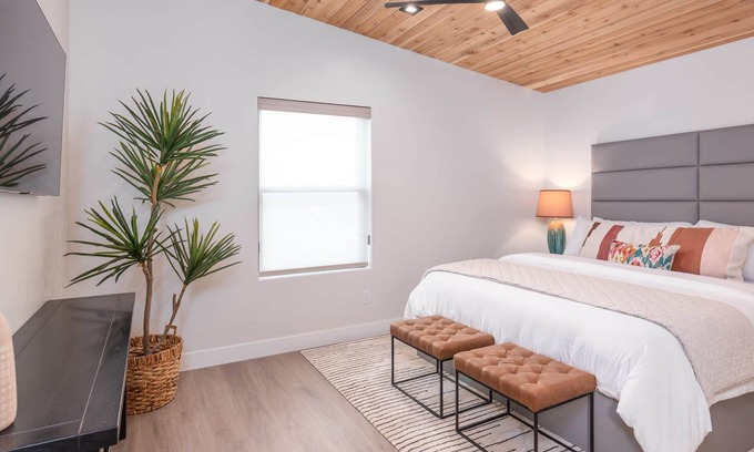 Cedar City Apartment | Kordeluxe Row #6 Suite Townhouse