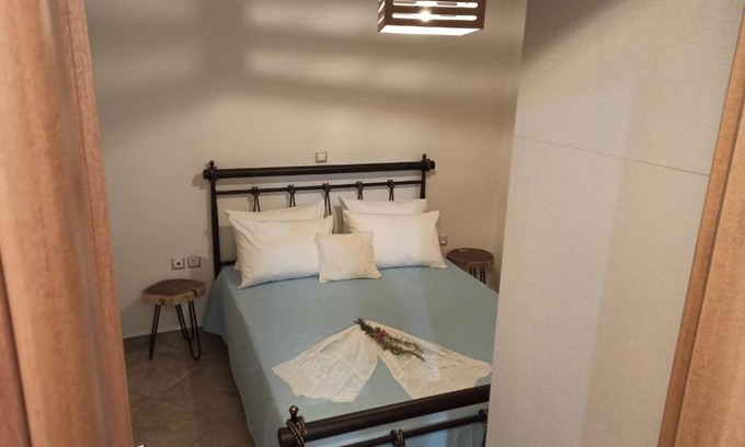 Koronos Apartment | koronos village apartment 2