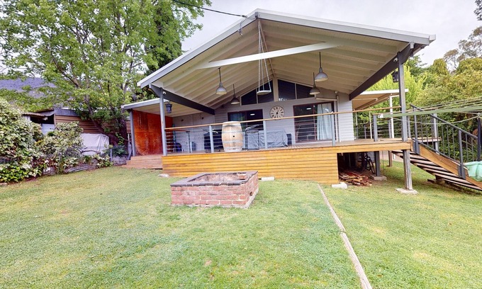 Talbingo House | Kosciuszko Lodge Talbingo - RELAX