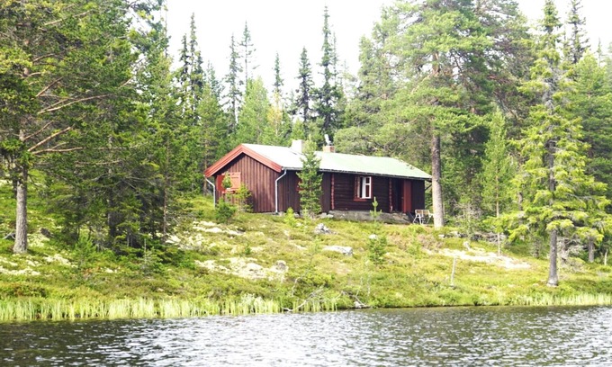 Atna Cabin | Koselig Hytte ved Fiskevann i Rendalen