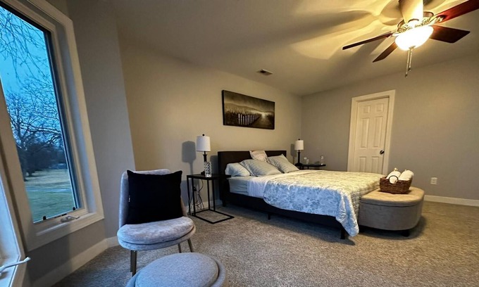 Hampton House | Kosmos Rentals