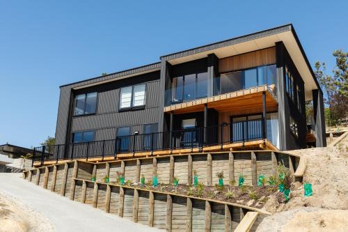 Kaiteriteri House | KOTARE – Stunning Kaiteriteri Holiday Home
