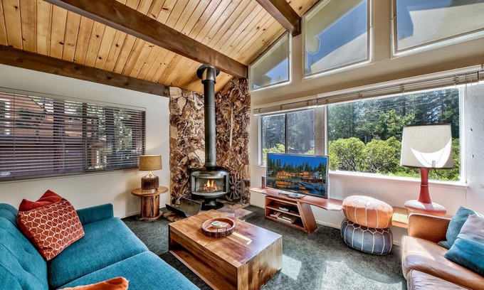 Pioneer Trail House | Koyukon Cozy Cabin 3BR,2BA-10 Min. to Ski