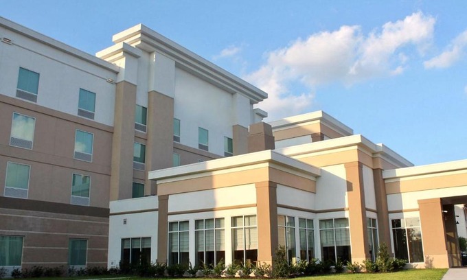 Houston Hotel | Kozy Hotel Houston North