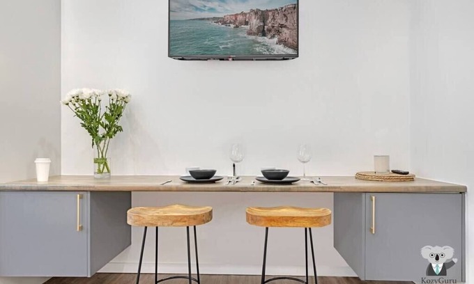 Bondi Beach Apartment | KozyGuru | Bondi Beach | Lovely Studio