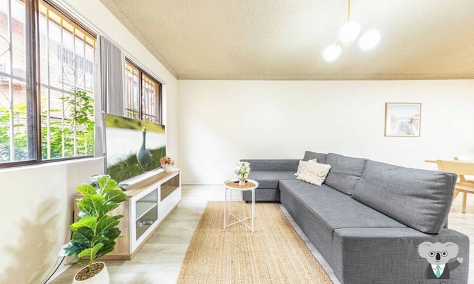 Cabramatta House | KozyGuru | Cabramatta | Spacious 3BR Townhouse