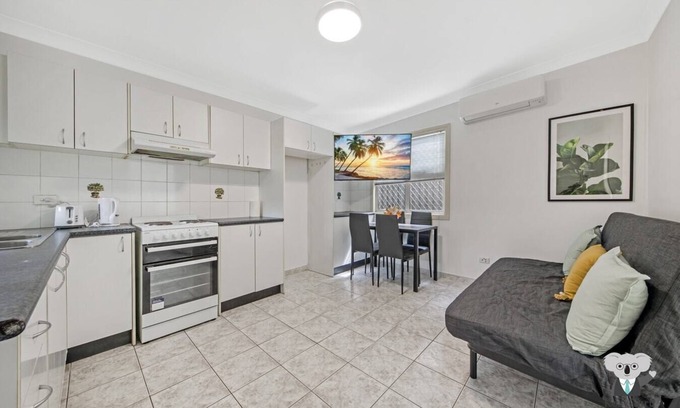 Fairfield House | KozyGuru | Cozy 1-Bedroom Granny Flat in Fairfield