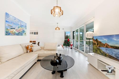 Forestville Apartment | KozyGuru Forestville Charming 3BR House