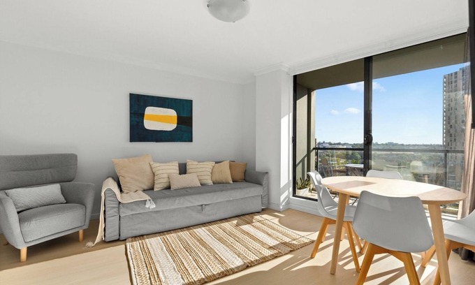 Haymarket Apartment | KozyGuru | Haymarket | Cozy 2-Bedroom Apartment