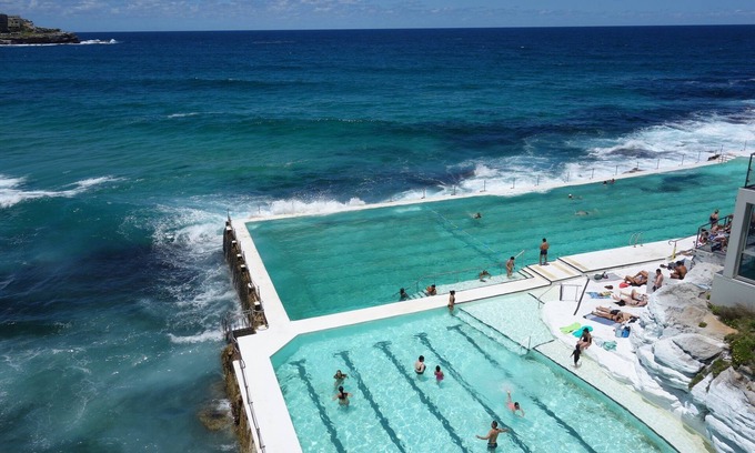 Leichhardt Apartment | KOZYGURU | Leichhardt | Cozy Holiday 3 BED Home + Free Parking